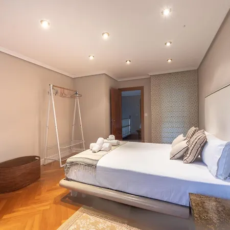 펜션 Aston - Islas Urdaibai