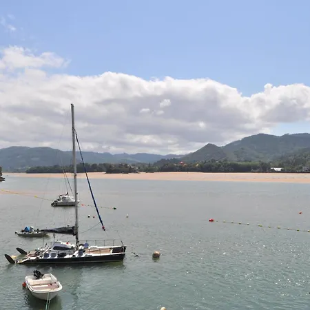 펜션 Aston - Islas Urdaibai *