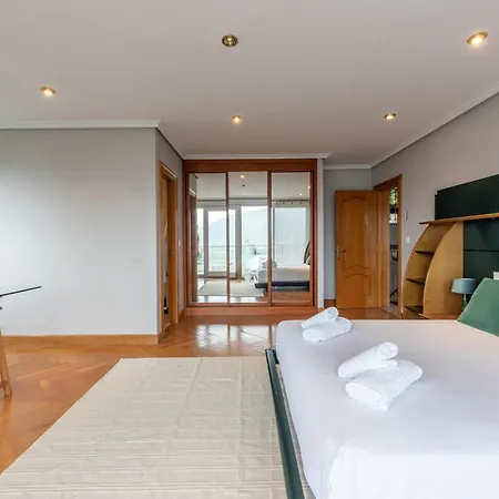 Aston - Islas Urdaibai Isla Bekoa Auzoa