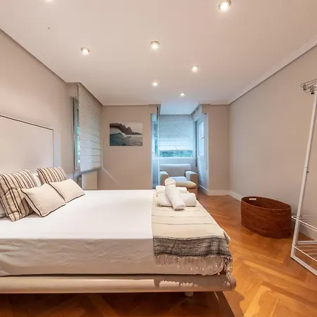 Aston - Islas Urdaibai * Isla Bekoa Auzoa